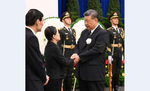 朱镕基同志遗体在京火化 习近平等到八宝山革命公墓送别