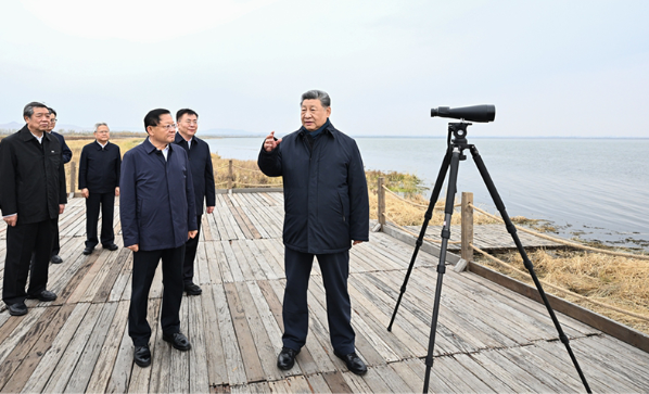习近平在内蒙古乌兰察布考察